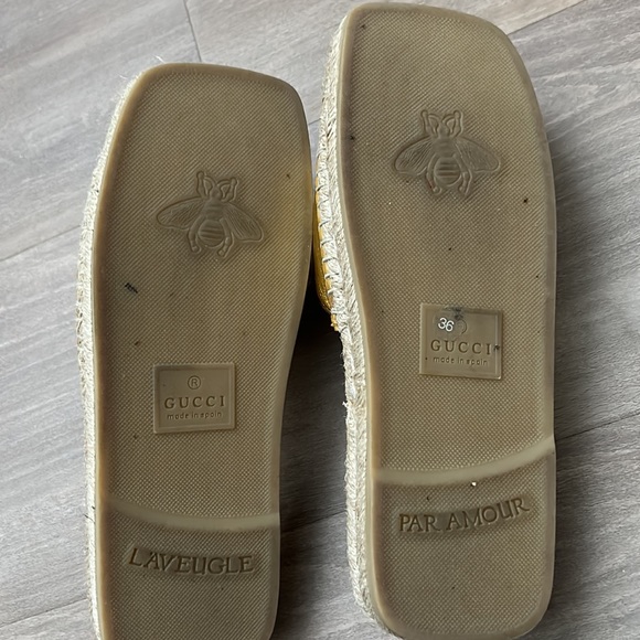 Gucci sandals size 6 gold practically new worn twice